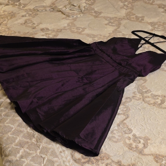 Camille La Vie Purple Satin Prom Dress Wedding Cocktail - Picture 10 of 14